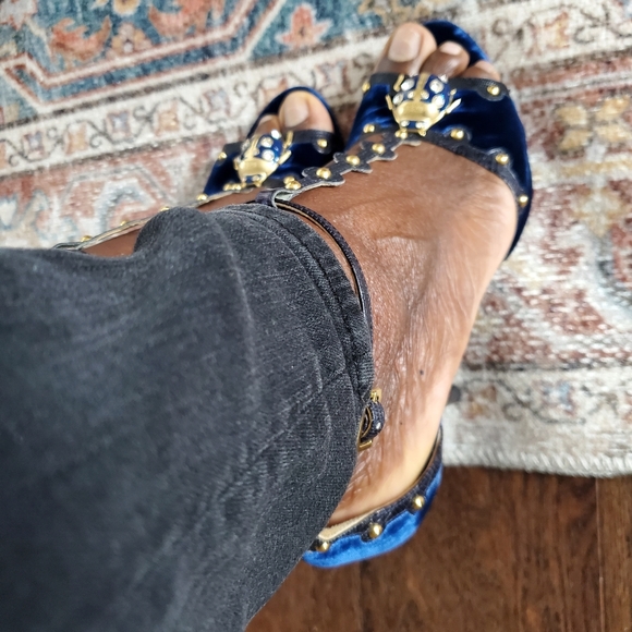 Just Cavalli - Picture 3 of 11